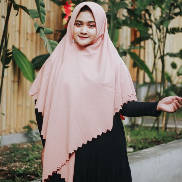 HIJAB SQUARE HAFEEZA